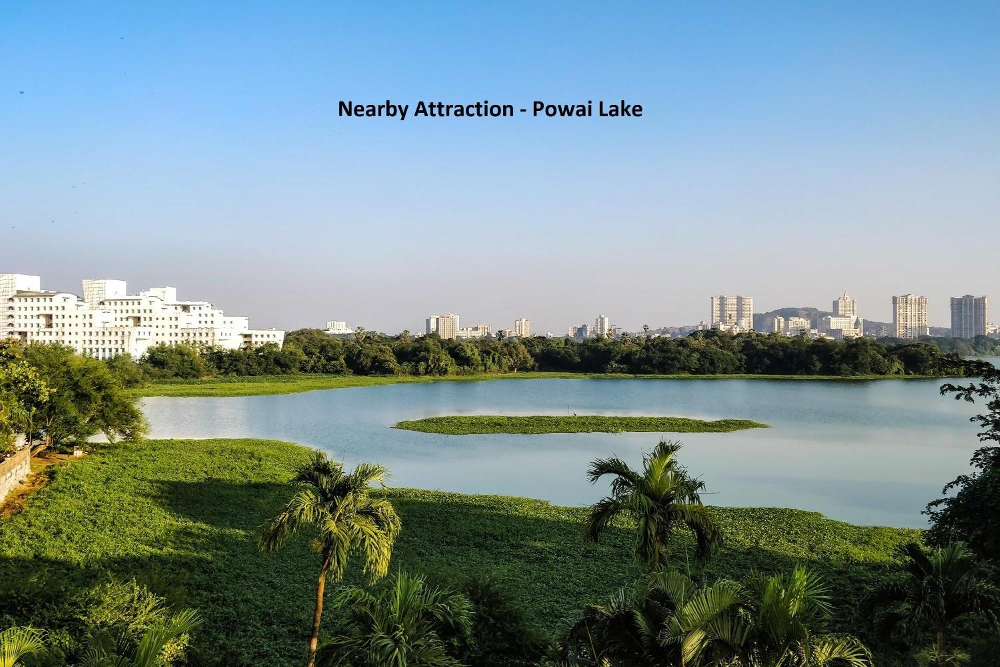 Hotel Blue Executive Near Chhatrapati Shivaji International Airport Βομβάη Εξωτερικό φωτογραφία